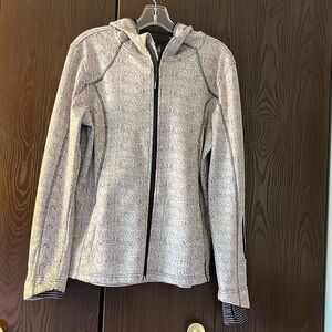 Mondetta long sleeved hooded sweatshirt. Size Large.